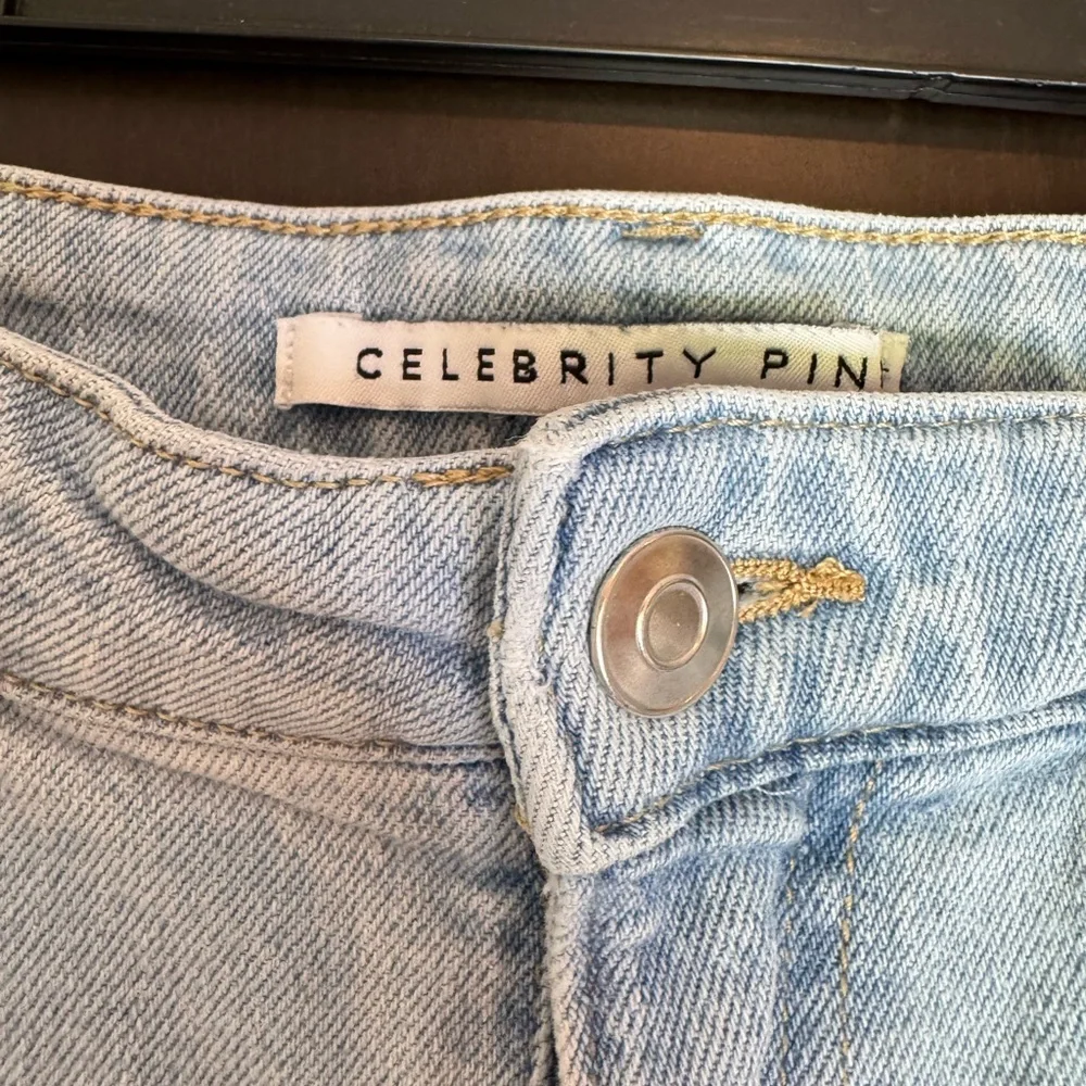 CELEBRITY PINK Distressed High Rise Women's Jeans